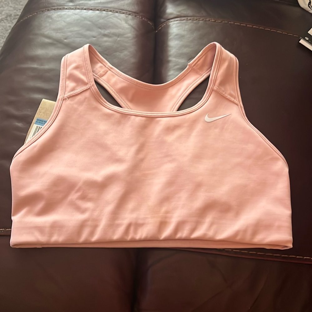 Nike Swoosh Bra